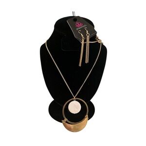 Paparazzi‎ necklace and earring set NEW